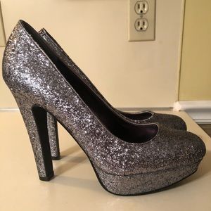 G by Guess silver Heels